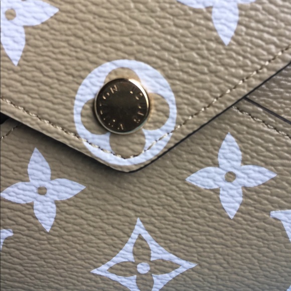 Louis Vuitton Monogram Giant Medium Pochette Beige - Picture 3 of 13